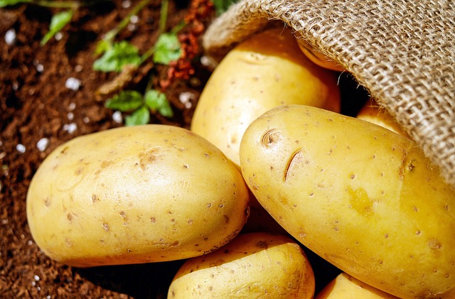 What Food Group is a Potato? Basic Guidelines