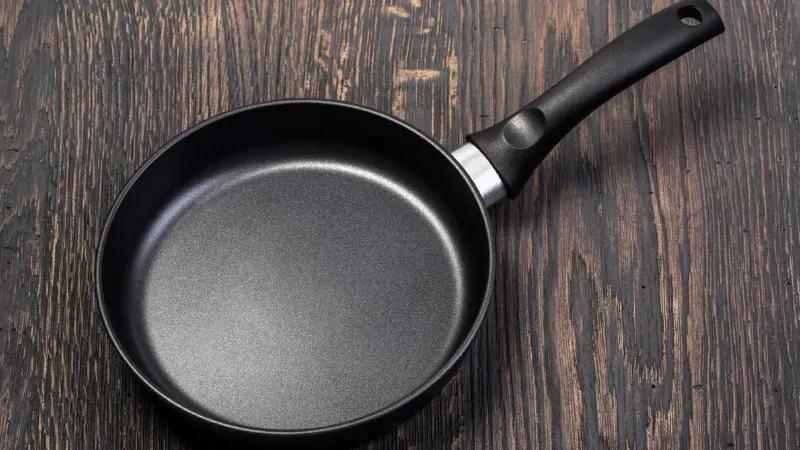 Can Non-Stick Pans Go in the Oven? See Answer